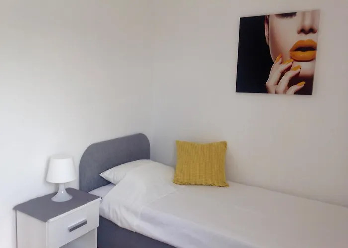 Apartament Marin *